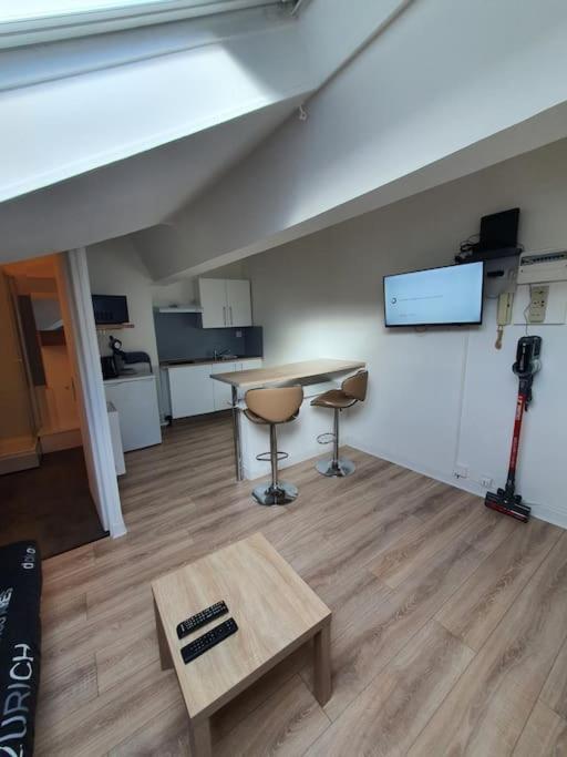 Le Studio Du Moulin Apartment Charleville-Mezieres Exterior photo